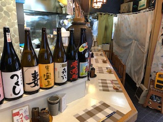 居酒屋 たもんの店内