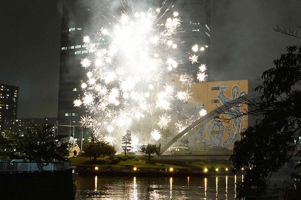 しながわ水辺の観光フェスタ 秋の運河花火まつり2025