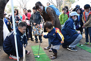 荏原南公園さくらまつりパターゴルフに挑戦