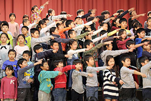 三木小学校1・2・3年生の英語・古典暗唱