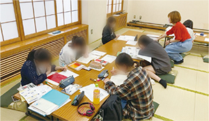 経済的な困難を抱える家庭の子どもを対象とした、無料の学習支援とそれを支える地域ボランティアの養成写真