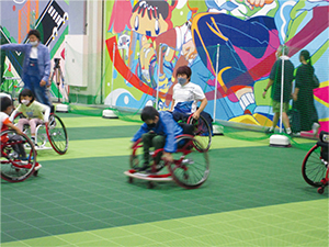 パラスポーツ体験教室活動写真