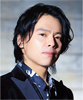 中川晃教さん写真