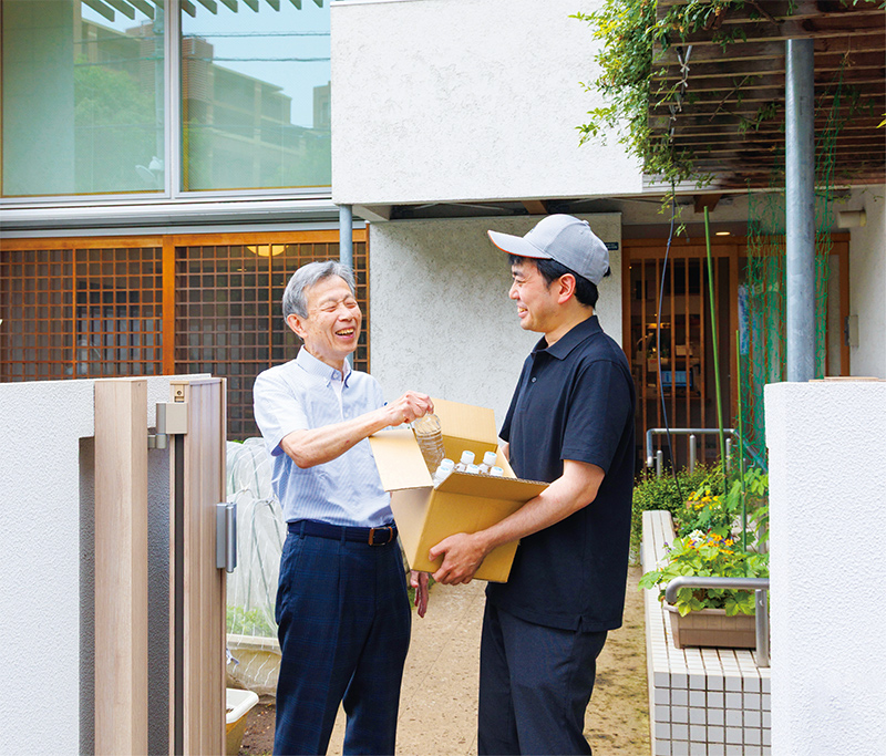 見守り宅配事業活動写真