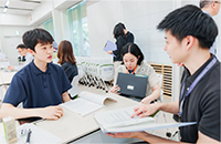 検討会の様子写真