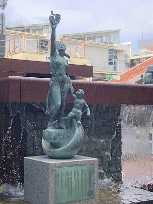「平和の誓い」像(大崎ニューシティ)