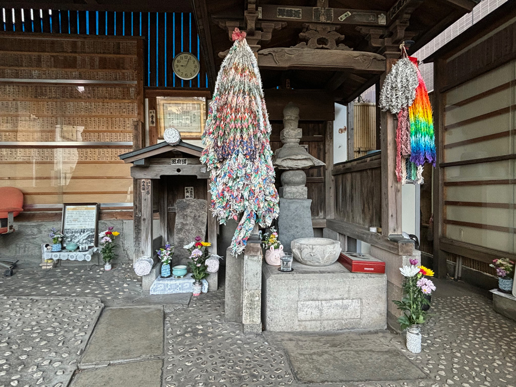 Web_有形民俗20_旧中原街道供養塔群（2）2.jpg