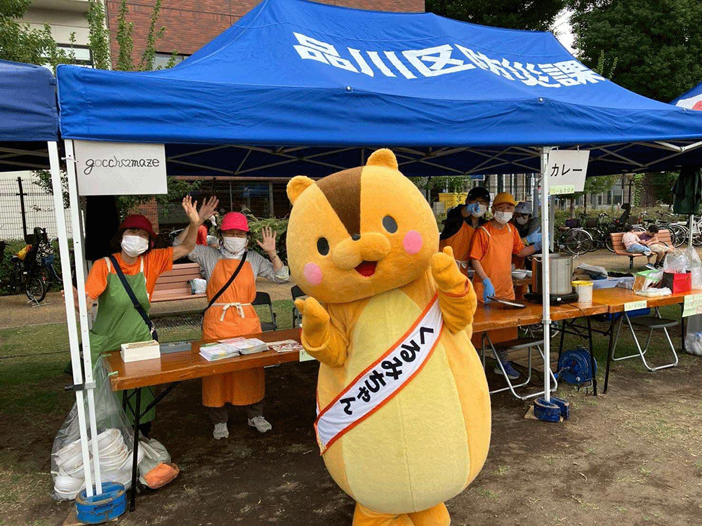 オレンジフェスタで啓発活動を行うくるみちゃんの画像