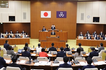 令和5年臨時会議場写真