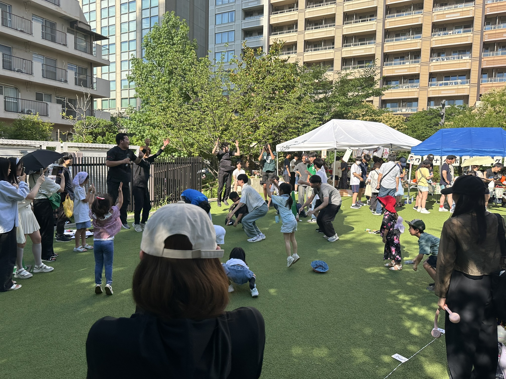 芝生ステージでのクイズ大会