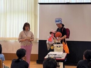 写真:寸劇の様子2