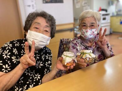 写真：オレンジキャンドル作成の様子5