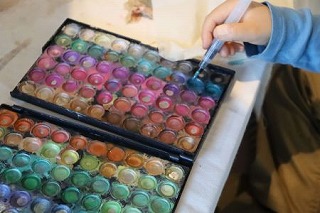 写真:エシカル消費イベント2025 廃コスメ絵具