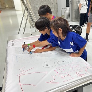 写真:デフリンピック応援フラッグ