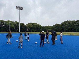 写真:手話でボールゲーム3