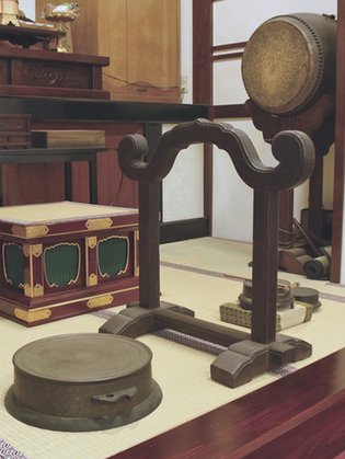 写真:徳蔵寺双盤念仏用具