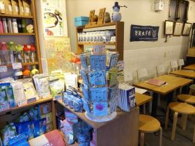写真：一福桃店内