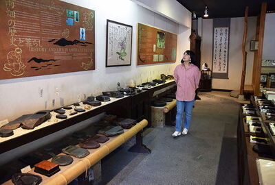 写真:硯匠庵店内人