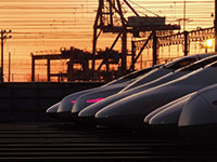 写真:新幹線車両基地