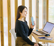 写真:マイボトルを利用する様子