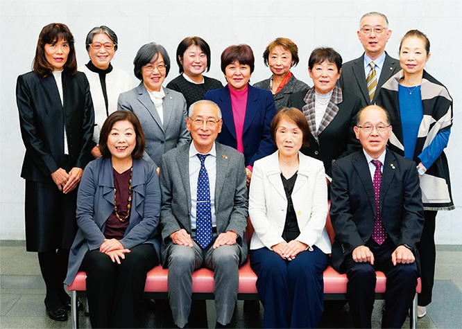 民生委員・児童委員会長の皆さん集合写真