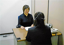 写真：区民相談室の様子