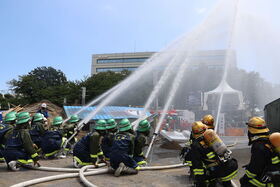写真:放水の様子