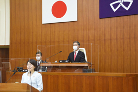 写真:区政運営の基本方針 説明の様子