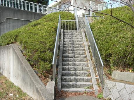 写真：大井消防署八潮出張所前バス停からの道順4