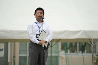 写真：三木小学校・高田校長