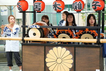 写真：「大崎居木会・品川貴船睦」による演奏1