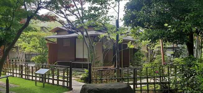 写真:茶室(松滴庵)外観