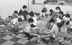学童保育クラブ 昭和40年の写真