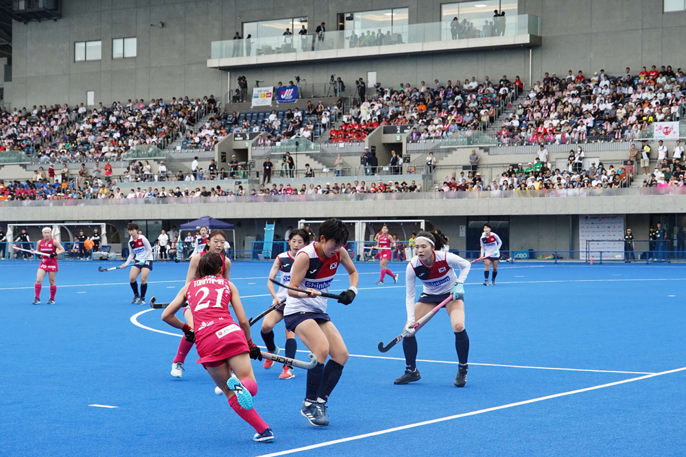 試合をしている様子の写真