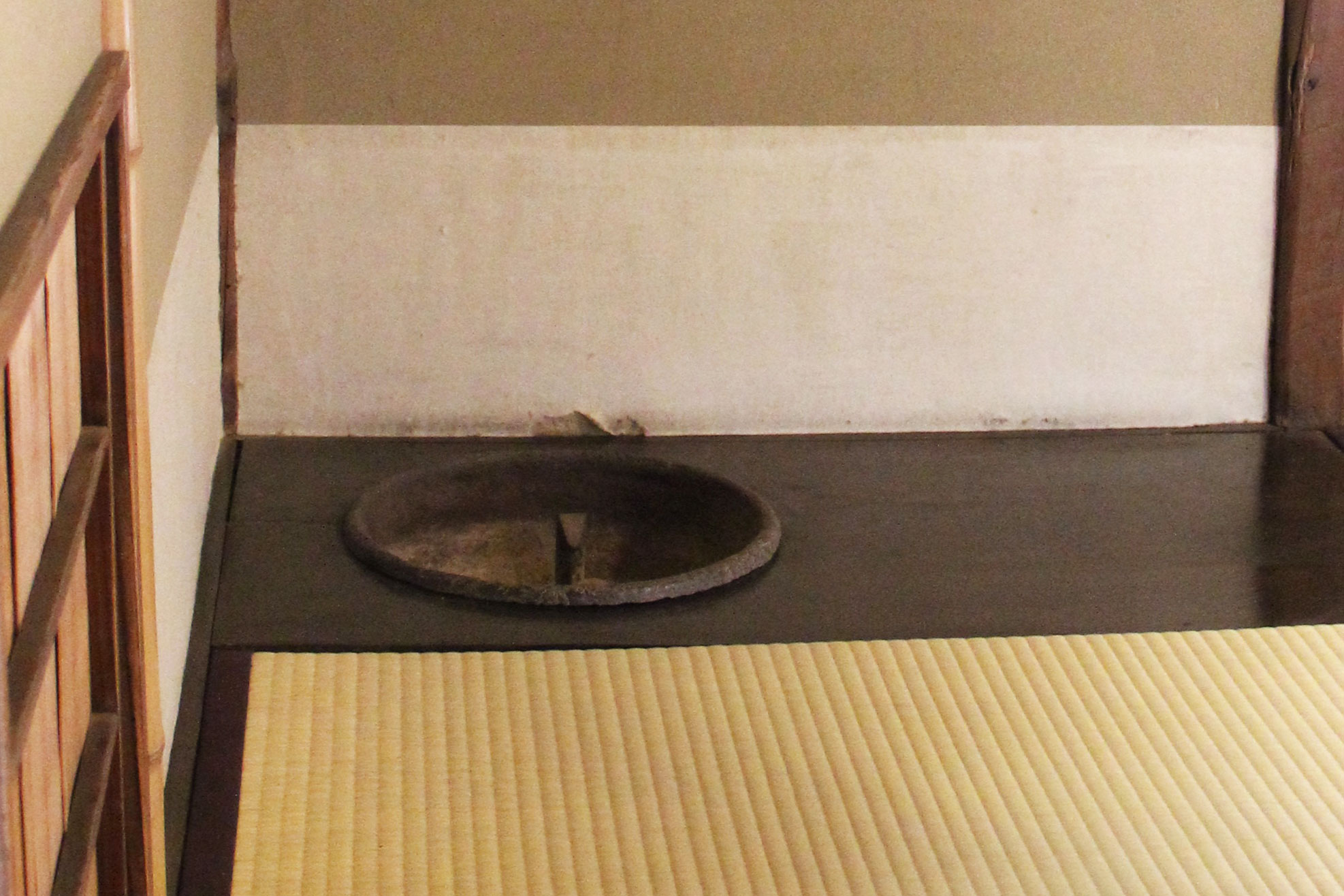 茶の湯の炉「丸炉(がんろ)」