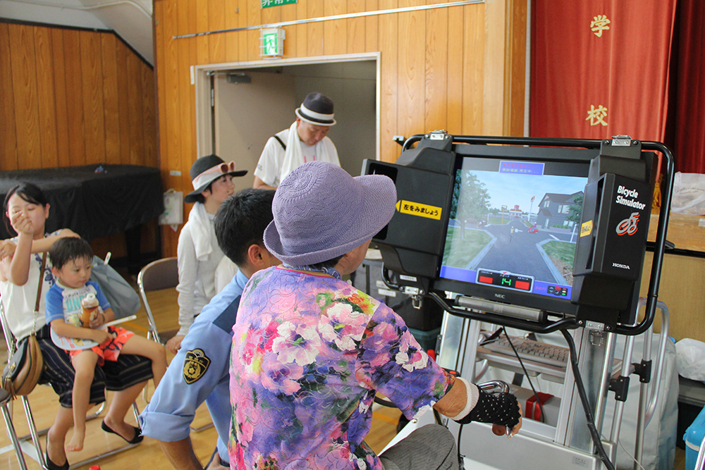 自転車運転シミュレーション