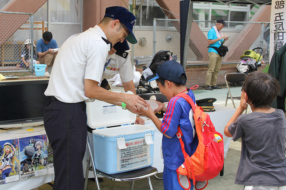 南極の氷体験