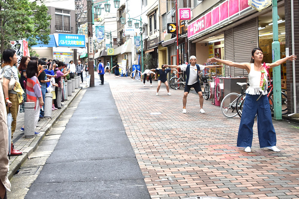 品パフォ商店街　in　三ツ又商店街