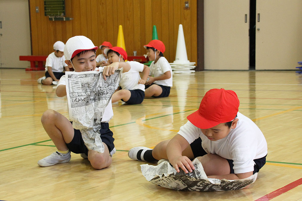 新聞を使った”遊び”を始める