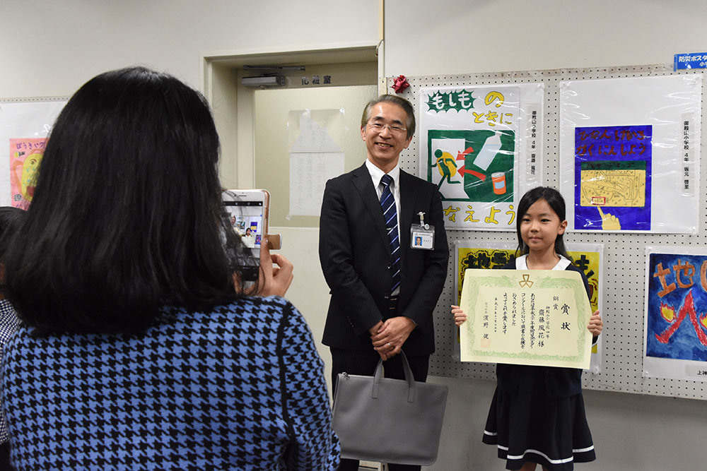 校長先生と記念撮影