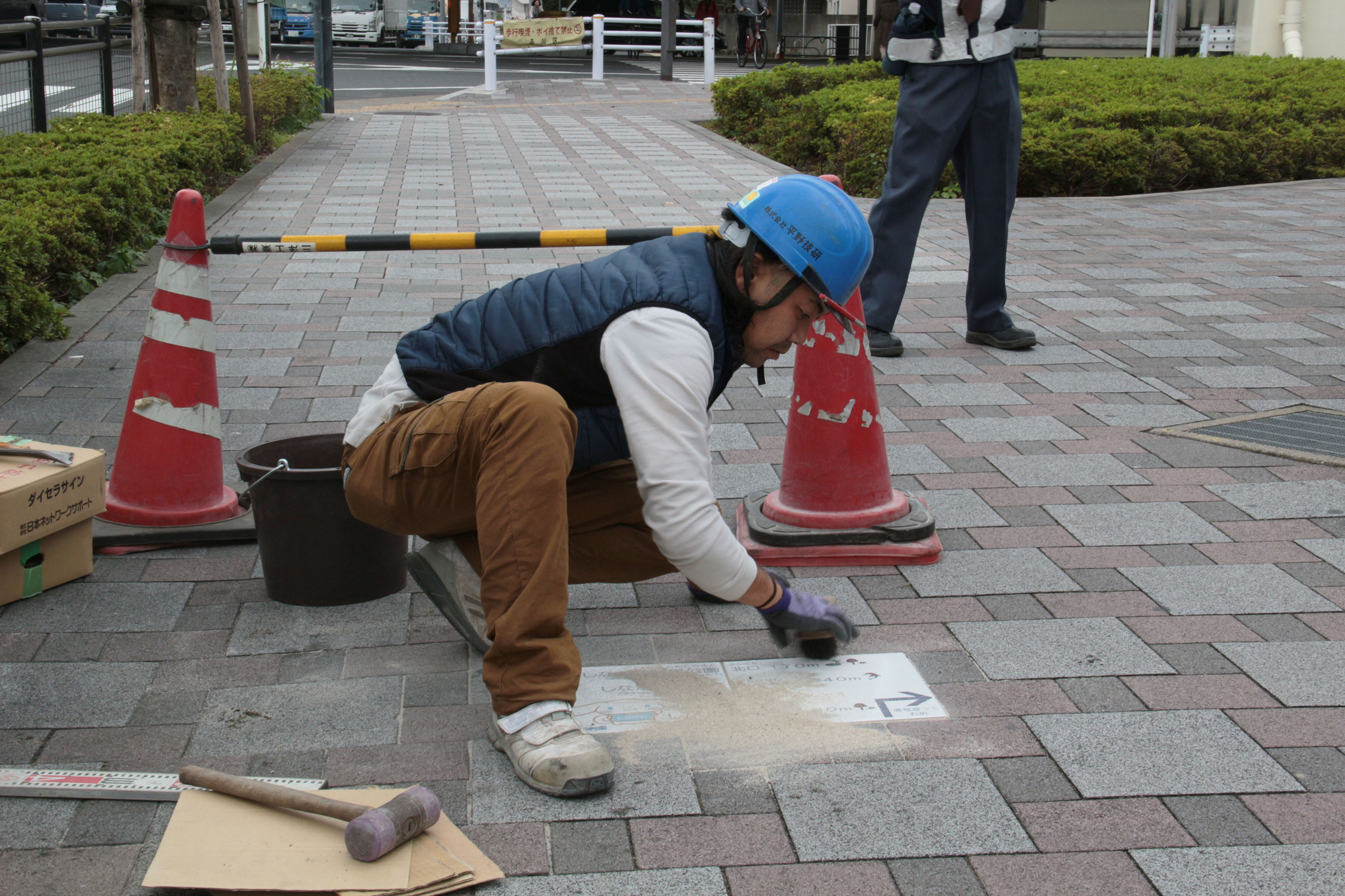 絵タイルの設置工事