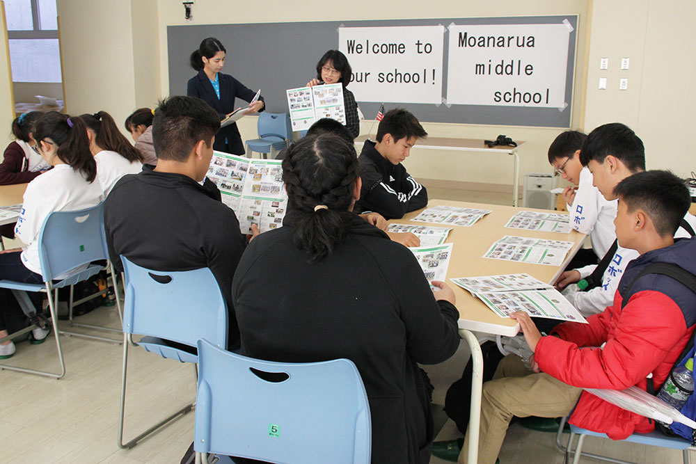 事前に学園の概要を説明