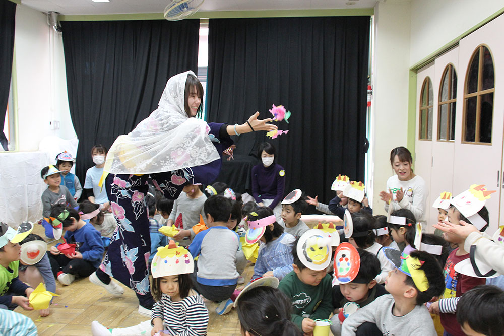 鬼が退散した後は福の神の登場