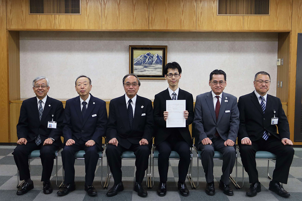 三役・部長と写真撮影