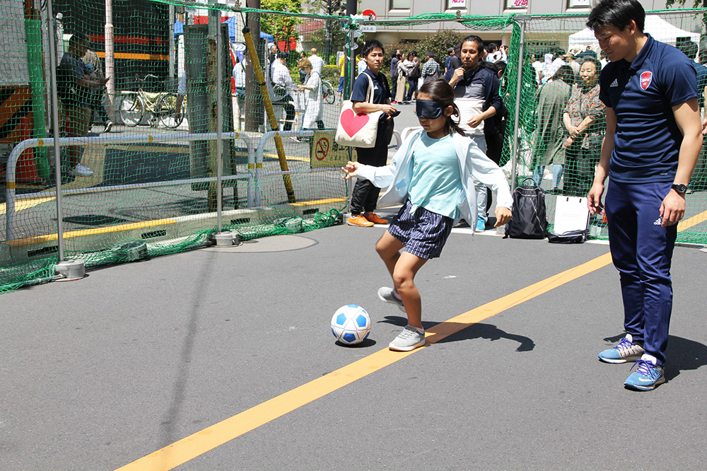 ブラインドサッカー体験コーナー