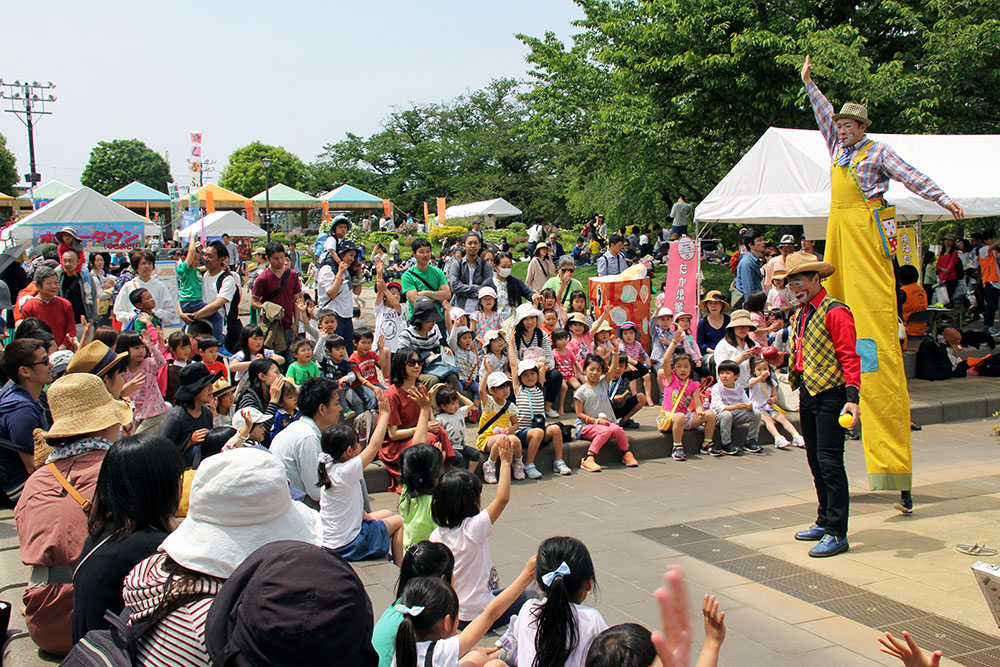 ステージあそびのひろば　大道芸