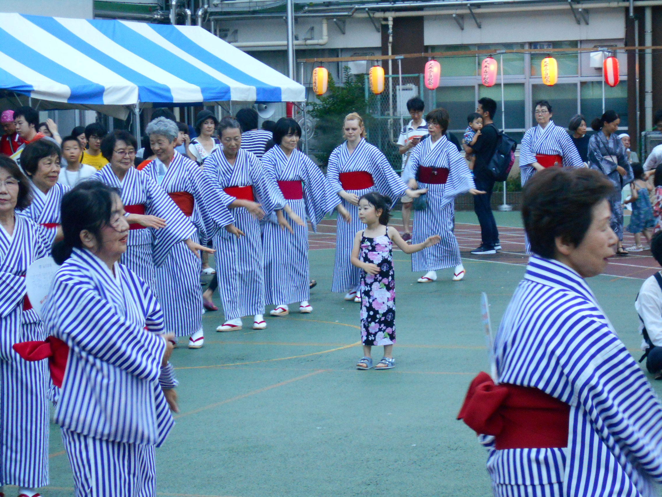 盆踊り