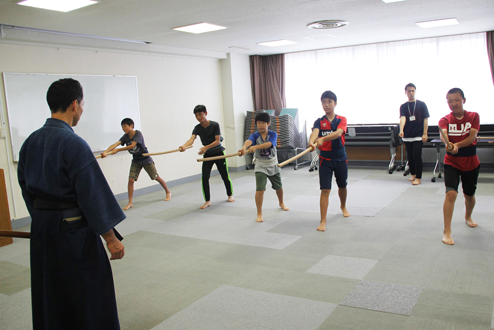 古武道を学ぶ様子