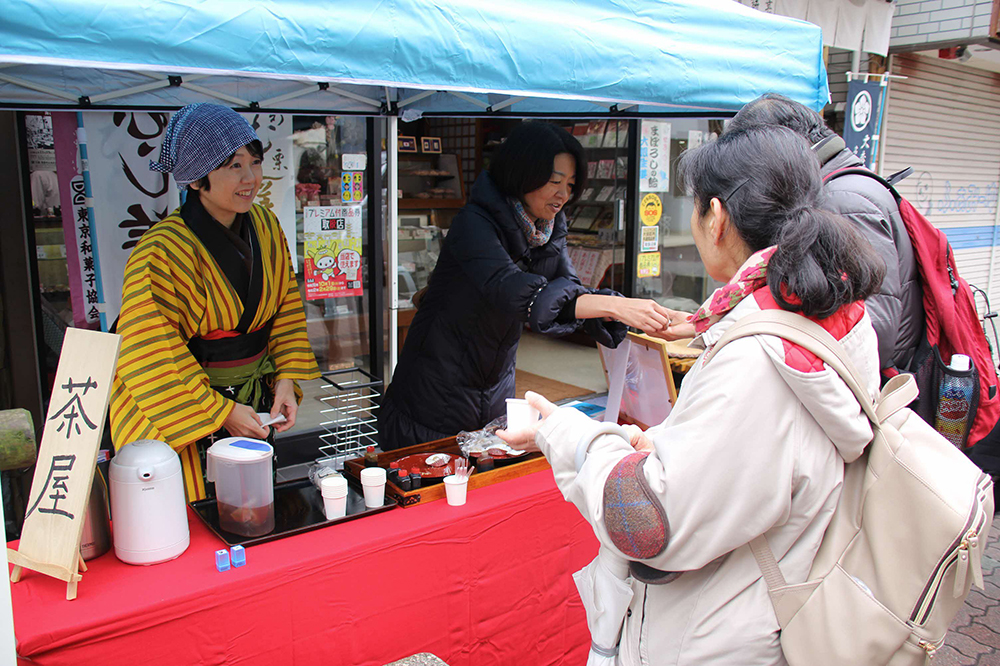 お茶と安倍川餅のプレゼント