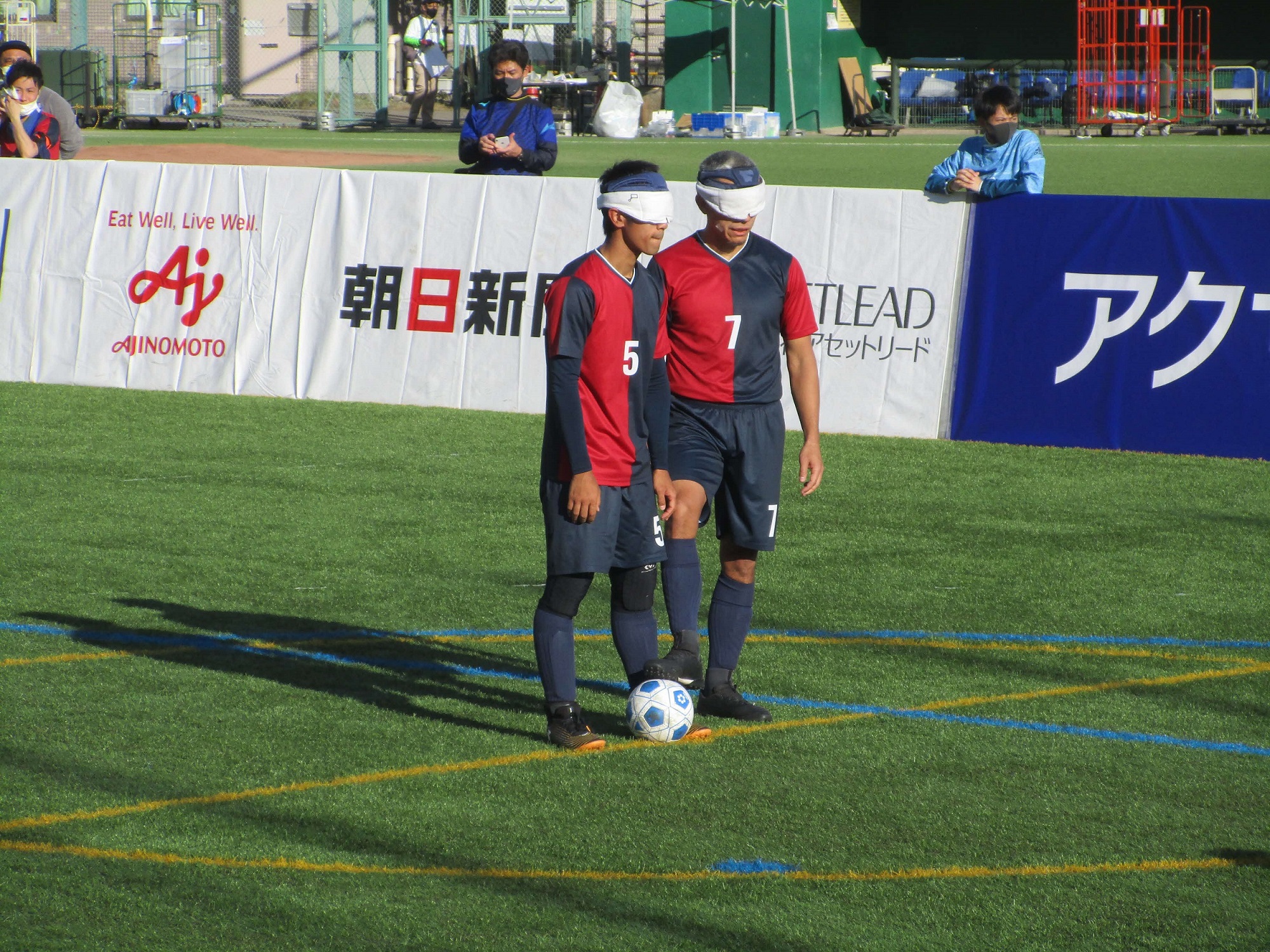 パペレシアル品川 川村選手:左 佐々木選手:右